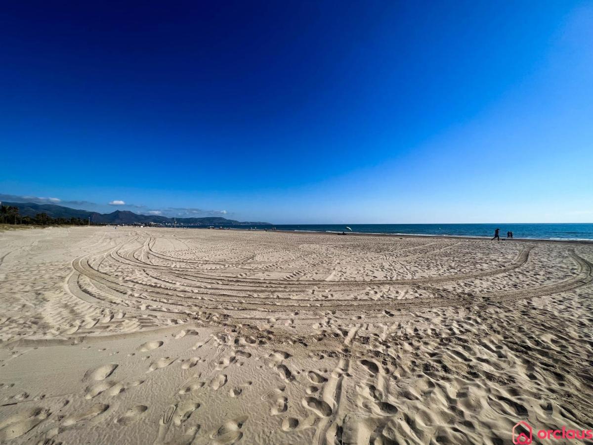 Oasis A 50m Del Mar * Grao de Castellon